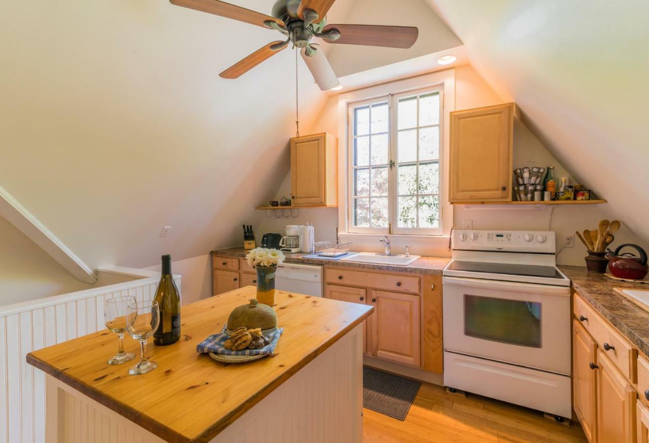 Ferienwohnung The Carriage House Loft Kingston Exterior foto