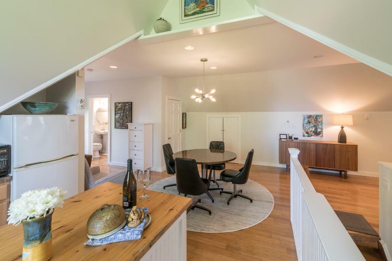 Ferienwohnung The Carriage House Loft Kingston Exterior foto